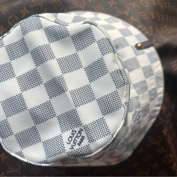 LOUIS VUITTON Bob Azur Damier Checkered Navy Blue Ivory Bucket Hat S/M - Picture 8 of 10